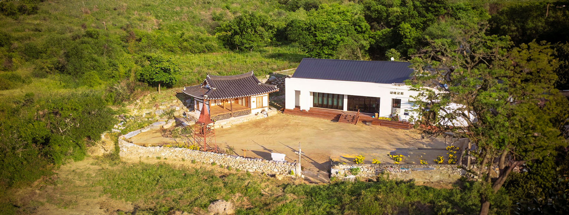 상단배경이미지